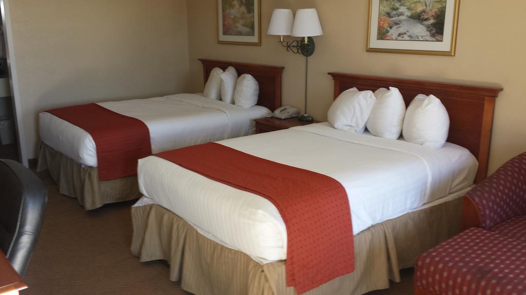 Baymont By Wyndham Paris Motel Kamer foto