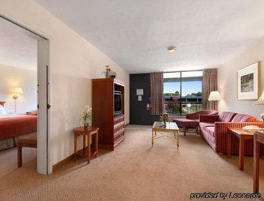 Baymont By Wyndham Paris Motel Kamer foto